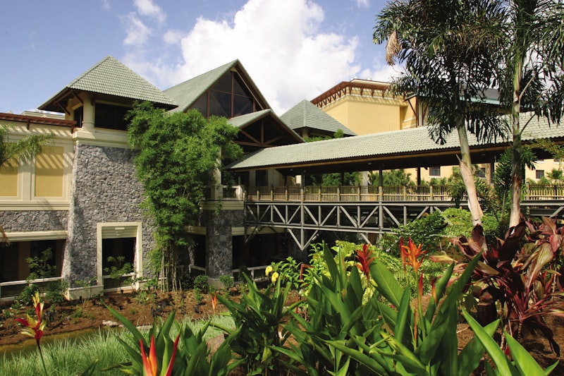Loews Royal Pacific Resort