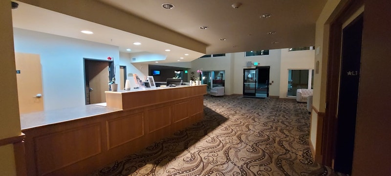 Pacific Sunrise Inn and Suites