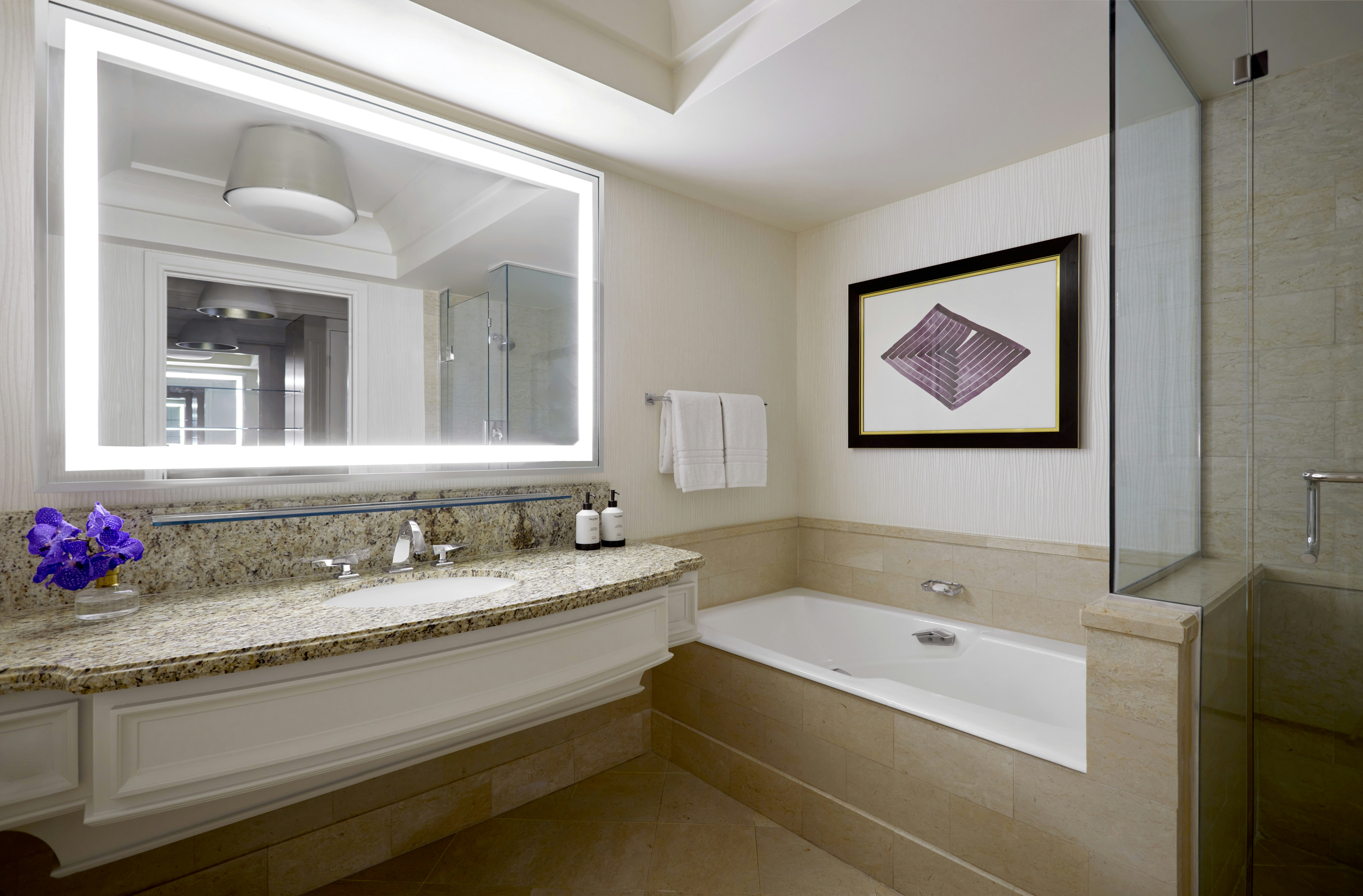 Deluxe Room with Two Queen Beds