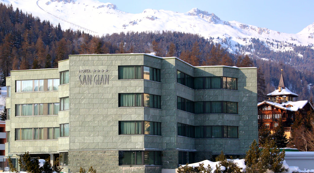 Außenansicht - TOP Hotel San Gian St. Moritz