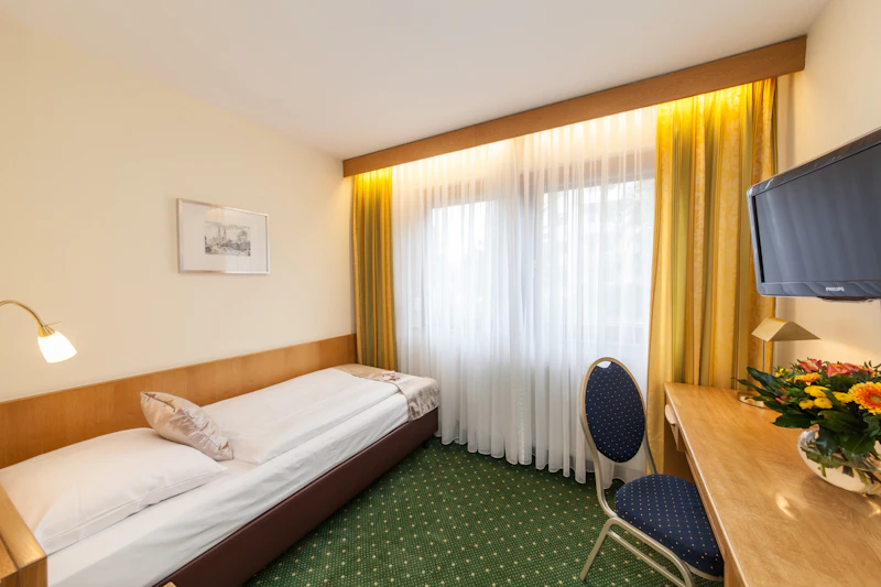 Hotel Strohgäu | Korntal-Münchingen | Book at the best price