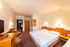 Standard Dreibettzimmer - Hotel Ahl Meerkatzen Koeln