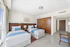 Deluxe Zimmer - Blue Beach Tower The Walk JBR Dubai