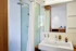 Bad Tower Junior Suite - TOP Hotel Roessli Weggis