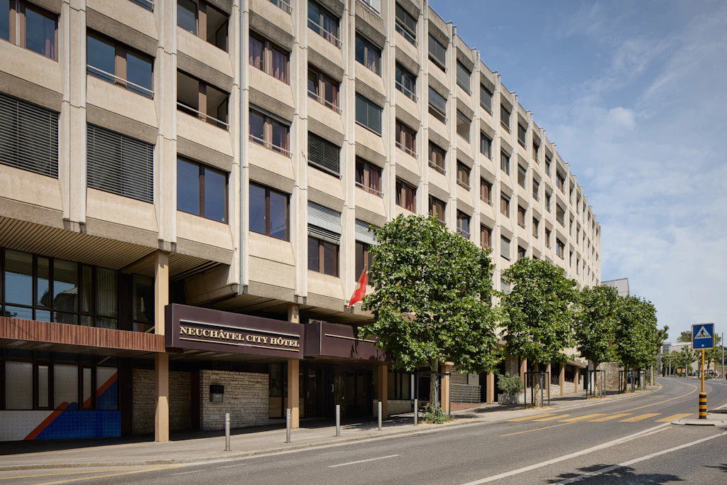 Außenansicht - Neuchatel City Hotel