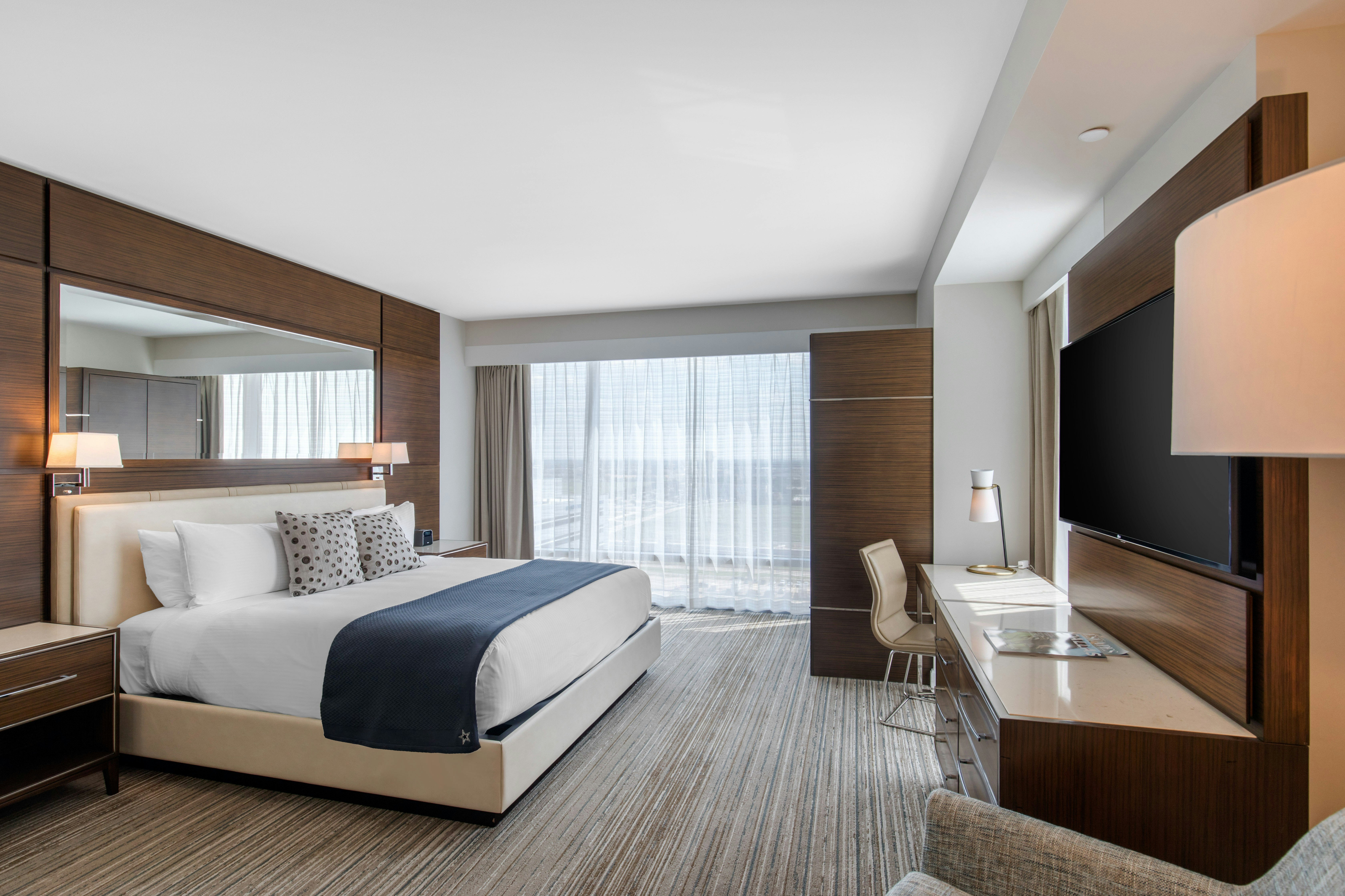 Omni Frisco Hotel at The Star