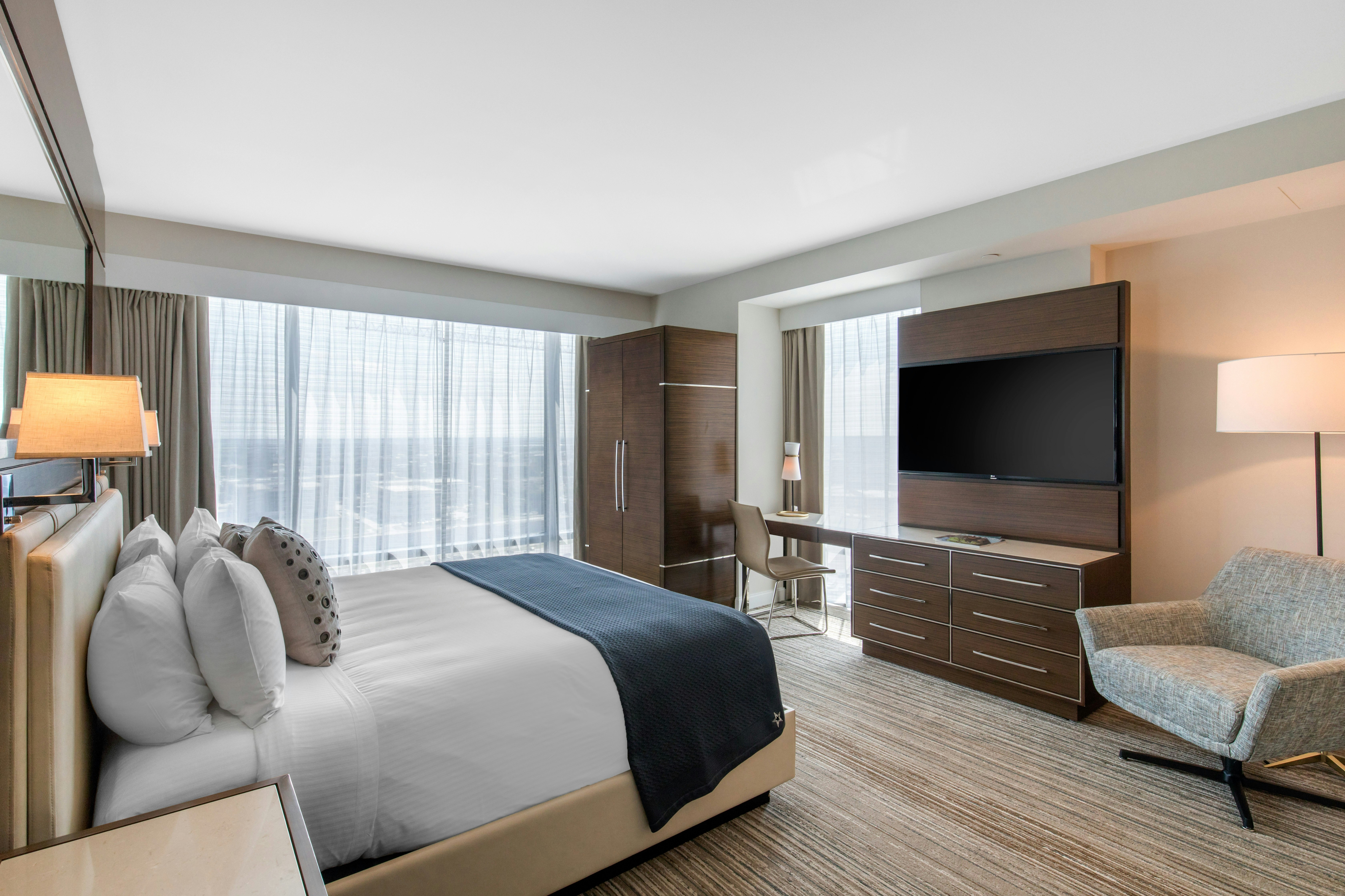Omni Frisco Hotel at The Star