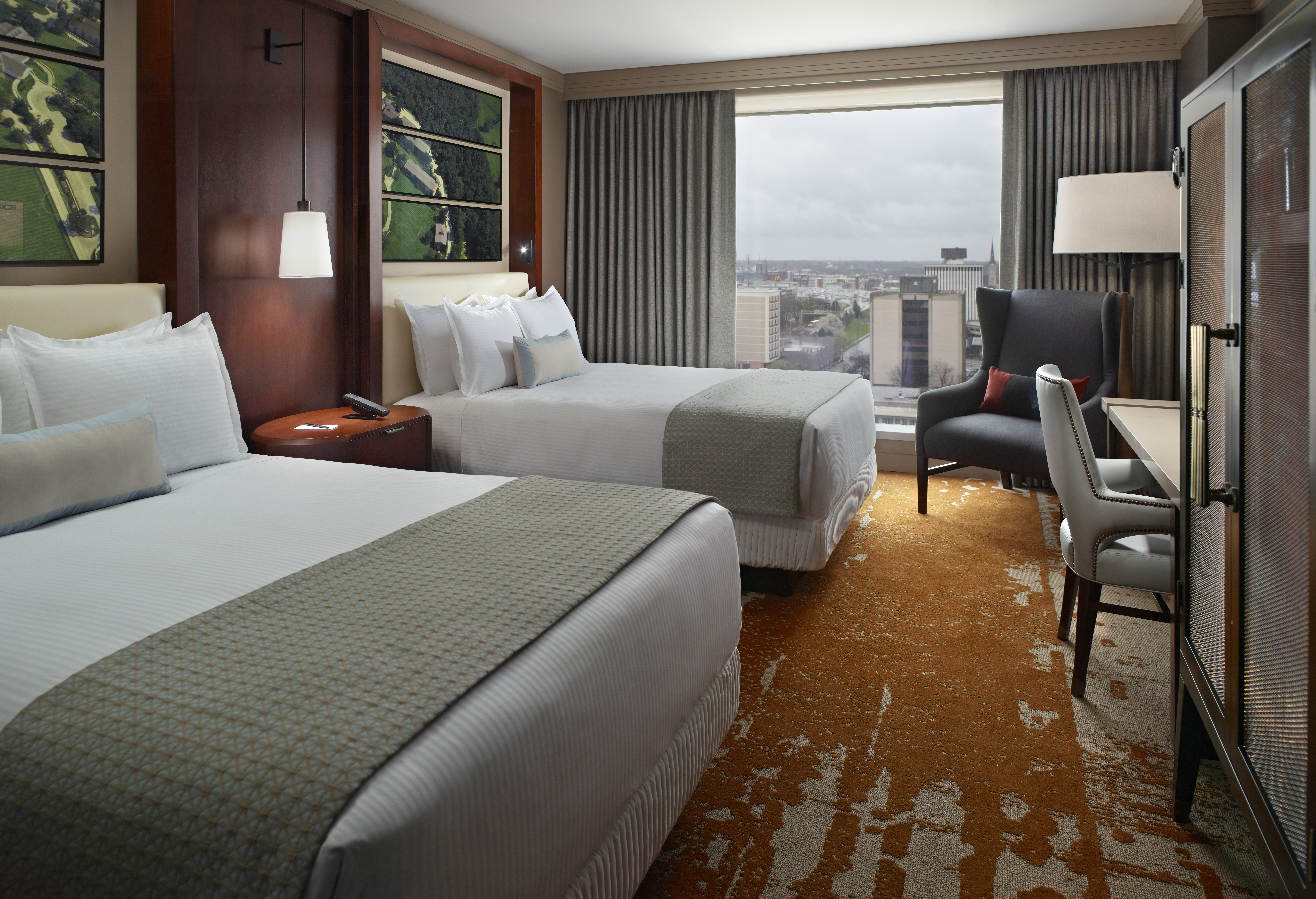 Deluxe Room 2 Queens Beds
