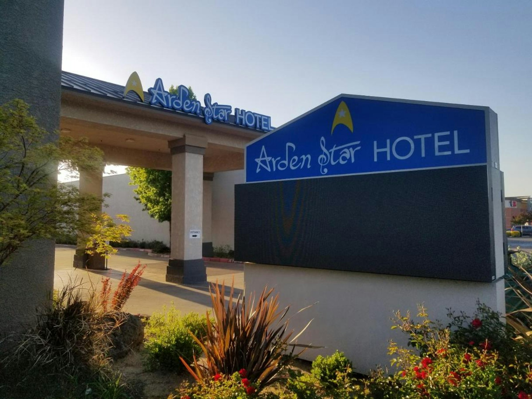 Arden Star Hotel – Sacramento, CA