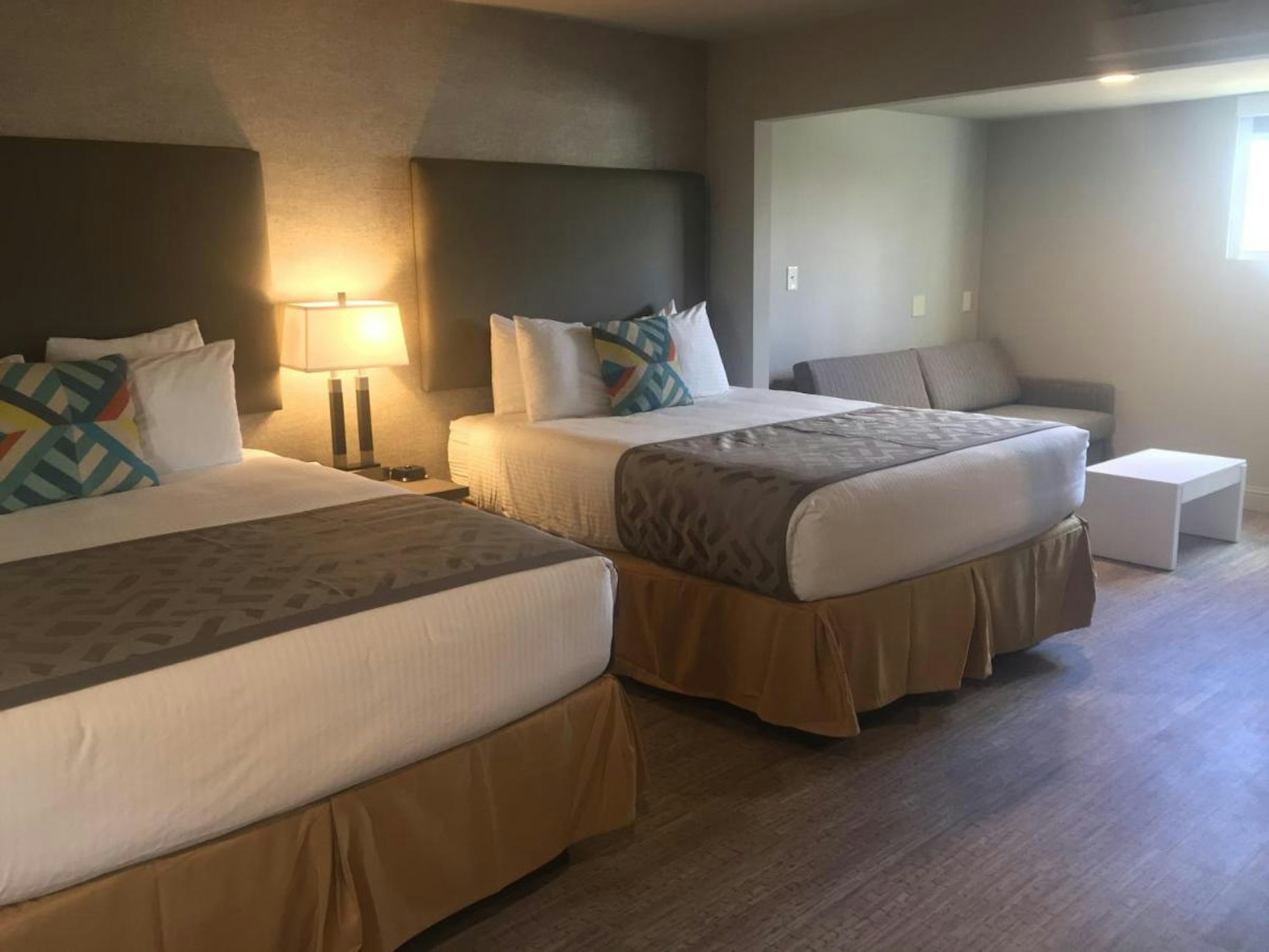 Arden Star Hotel – Sacramento, CA