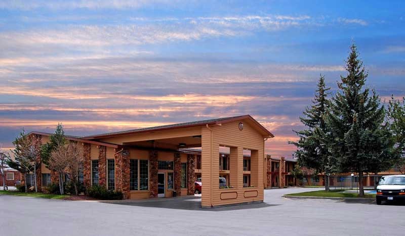 Cimarron Inn and Suites