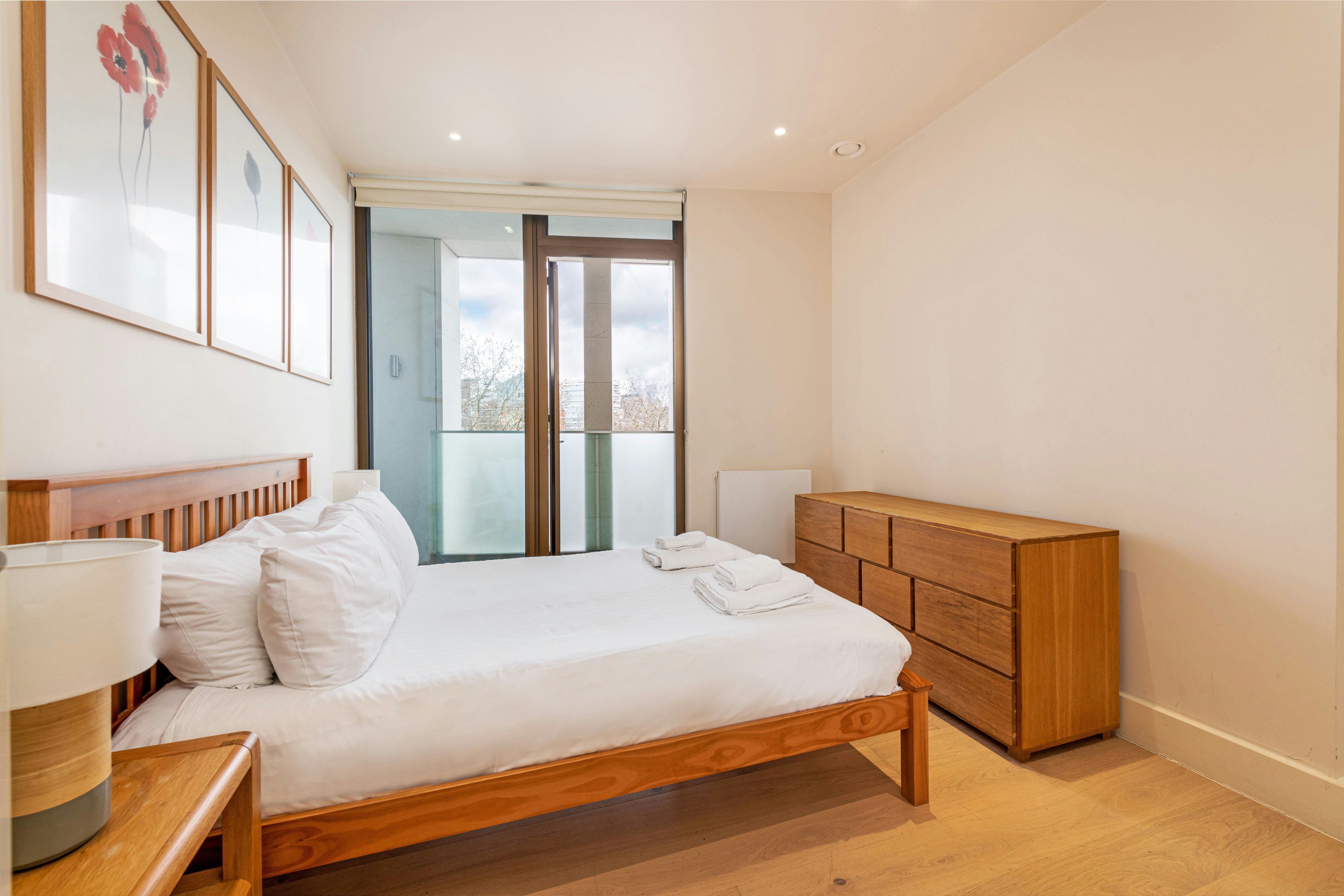 Stayo Waterloo – London
