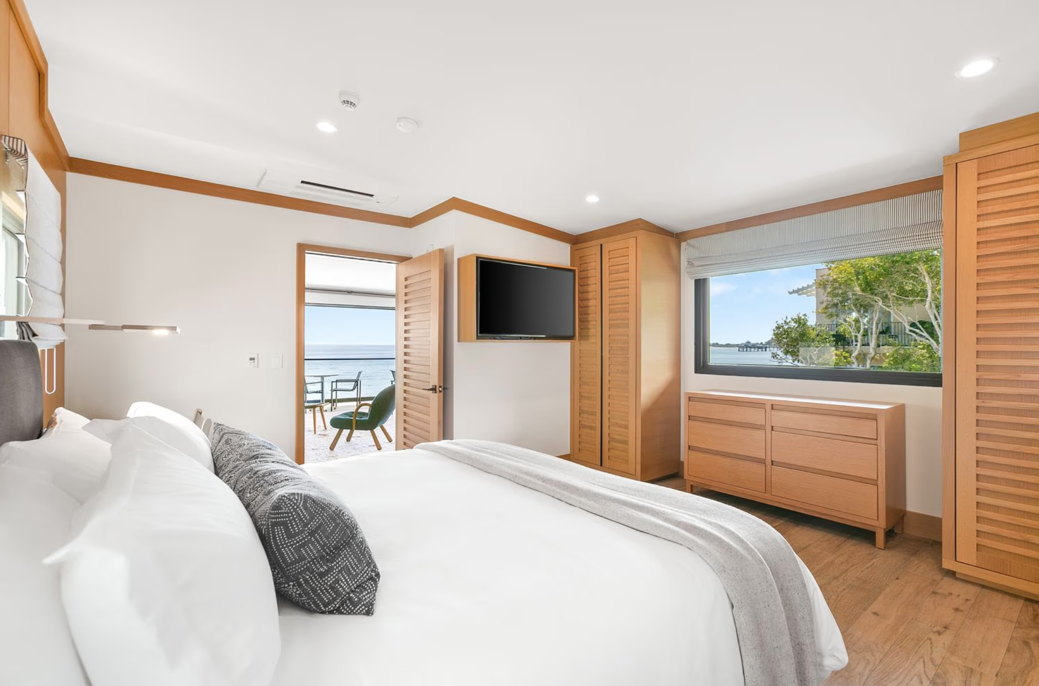 SA Beach Suites