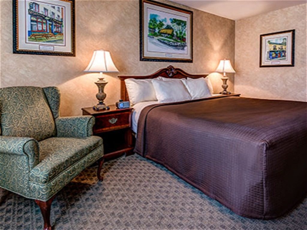 The Irish Cottage Inn and Suites