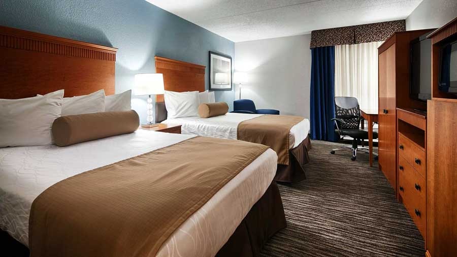 2 Double Beds
