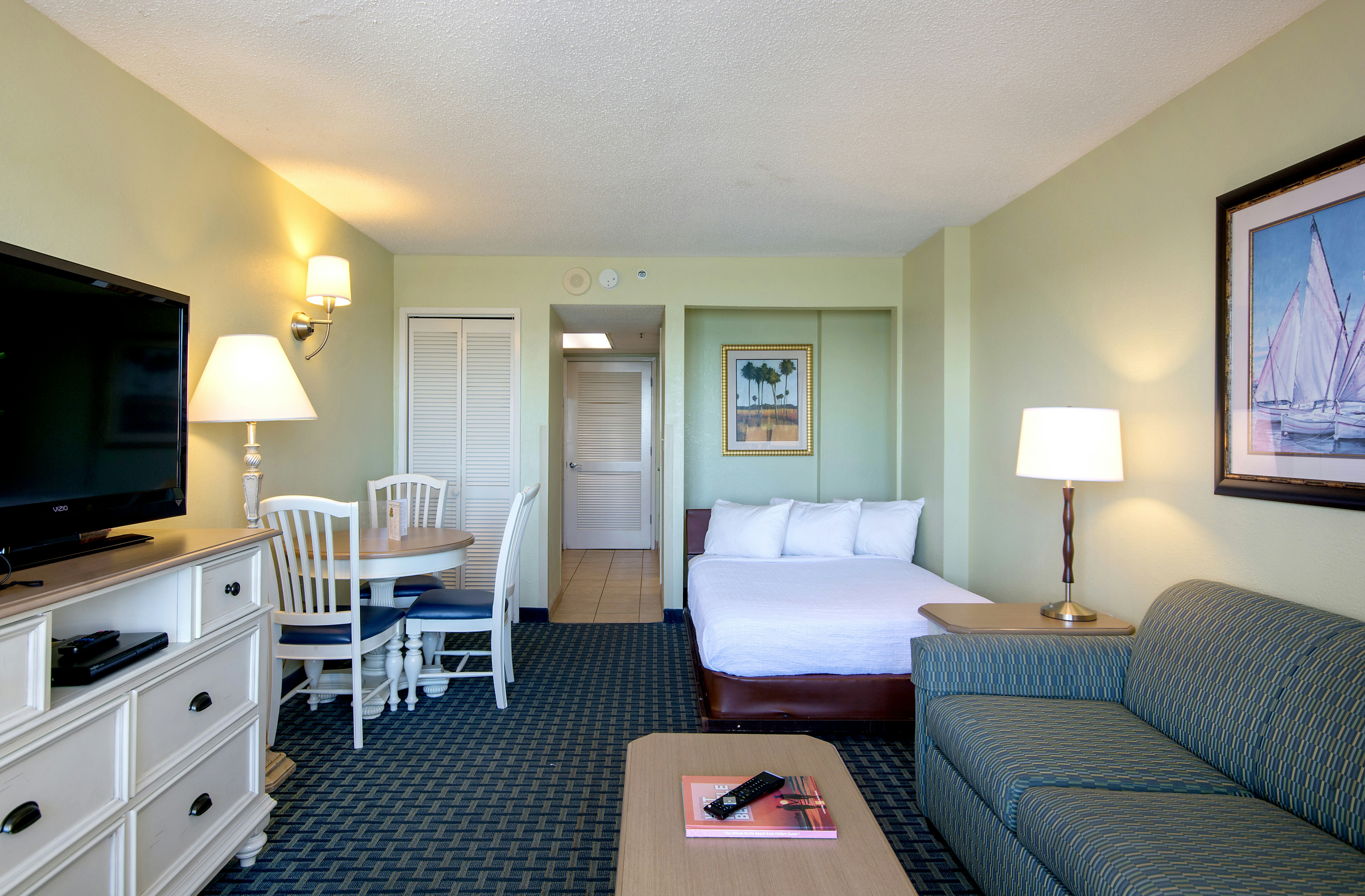Pinnacle 1BR Queen Suite