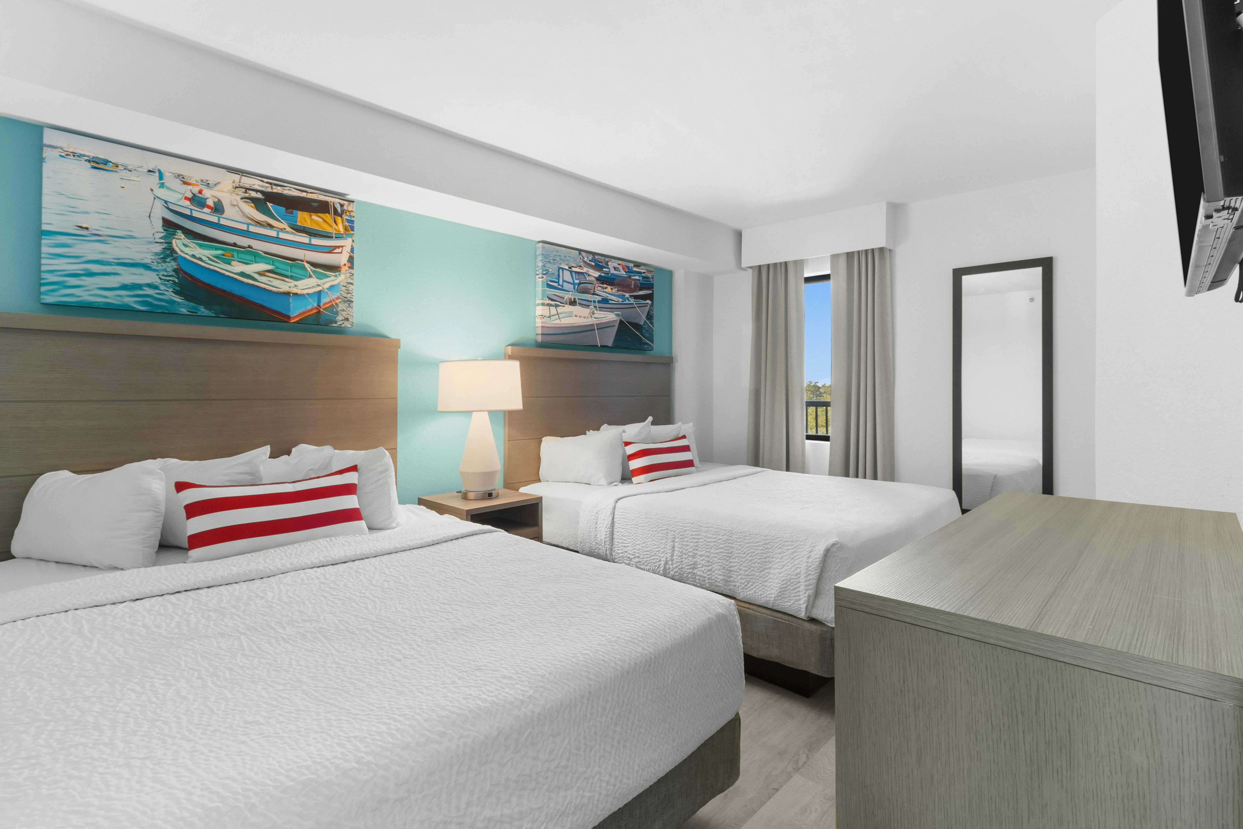 Compass Cove Resort