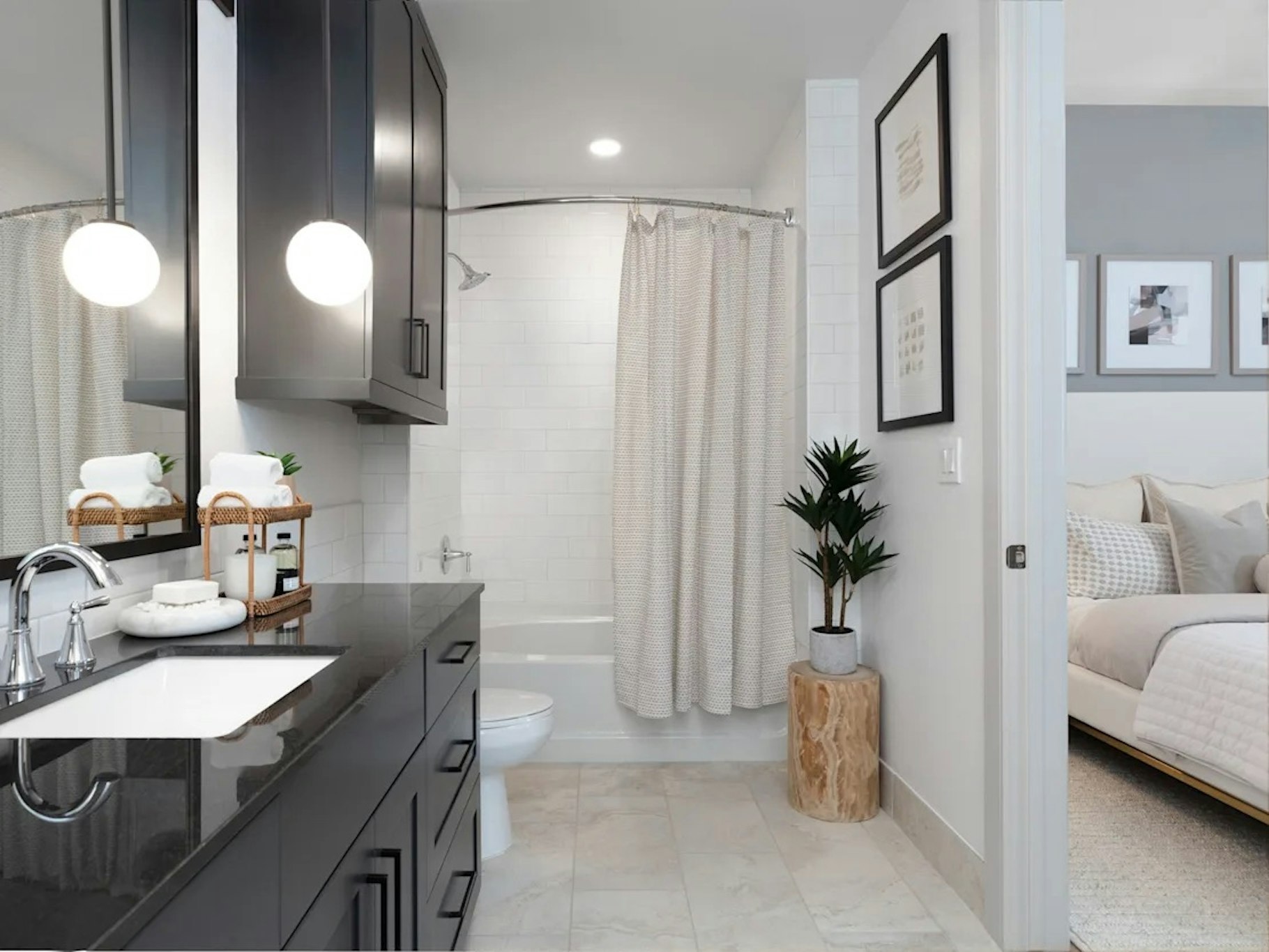 Ave Paradise Valley – Phoenix, AZ