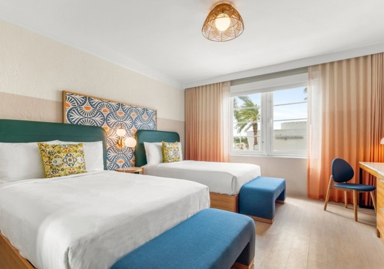 Beach Plaza Hotel