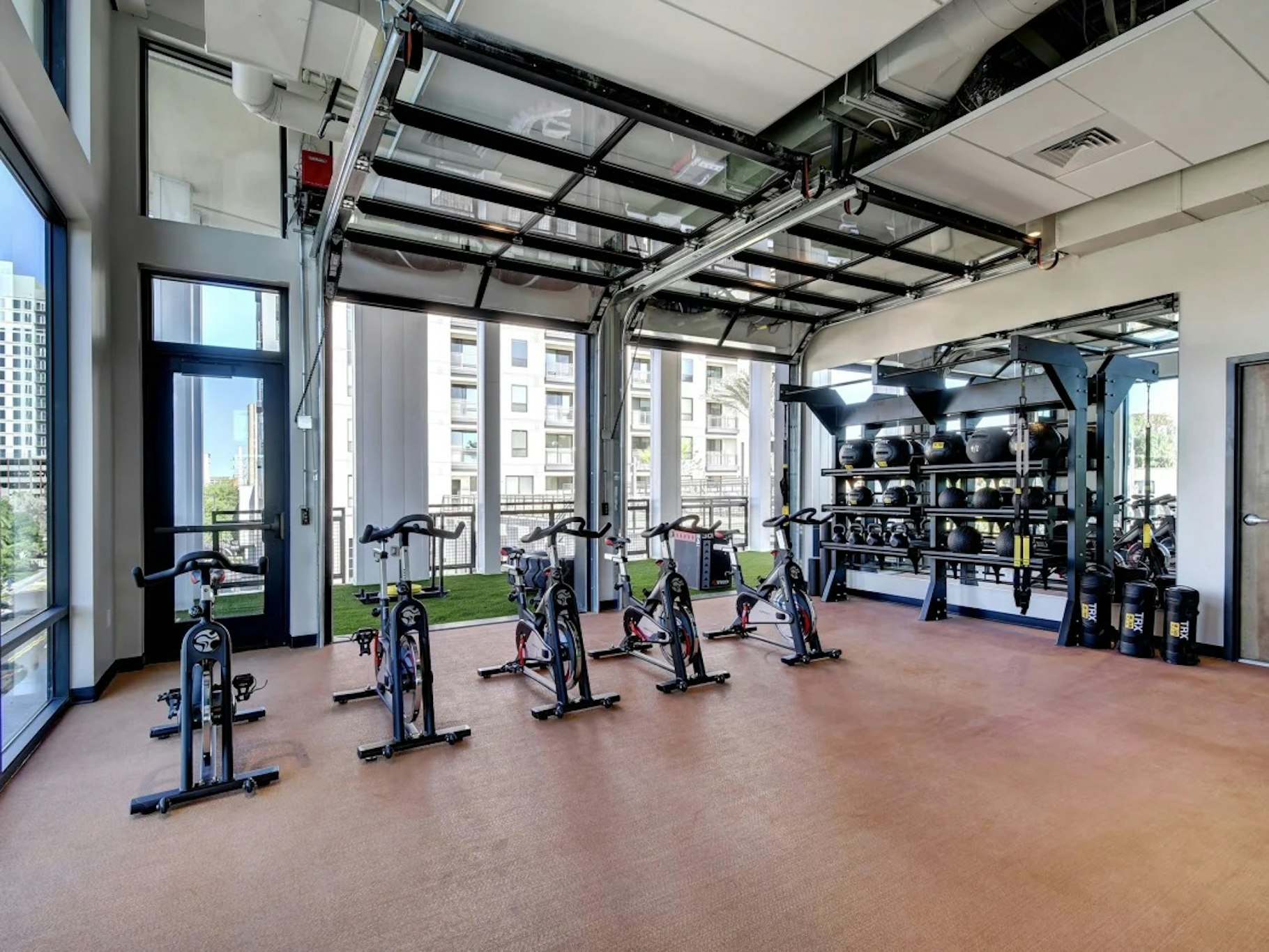 Ave Phoenix Terra – Phoenix, AZ