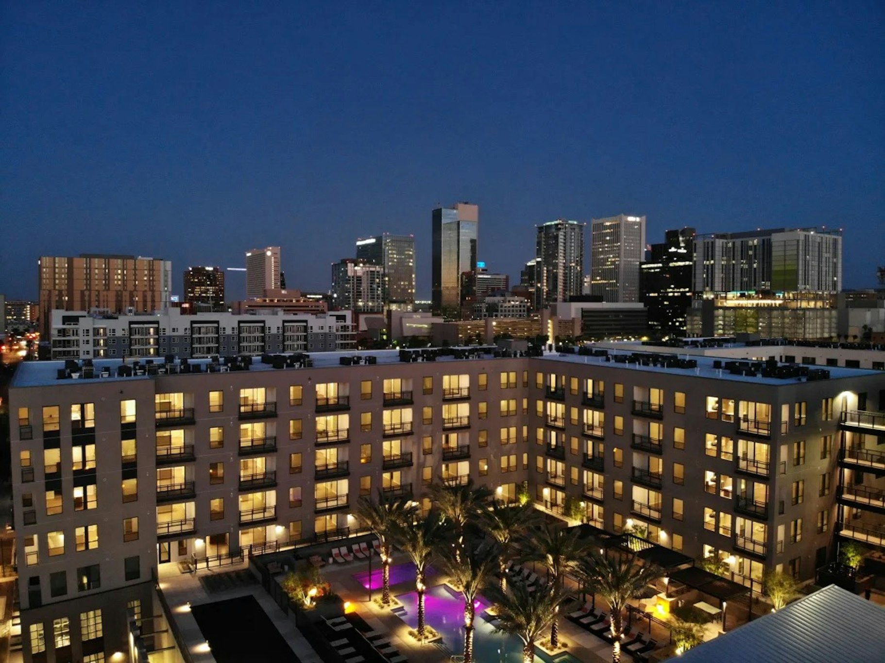 Ave Phoenix Terra – Phoenix, AZ