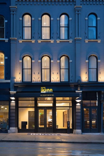 Kinn Guesthouse – Downtown
