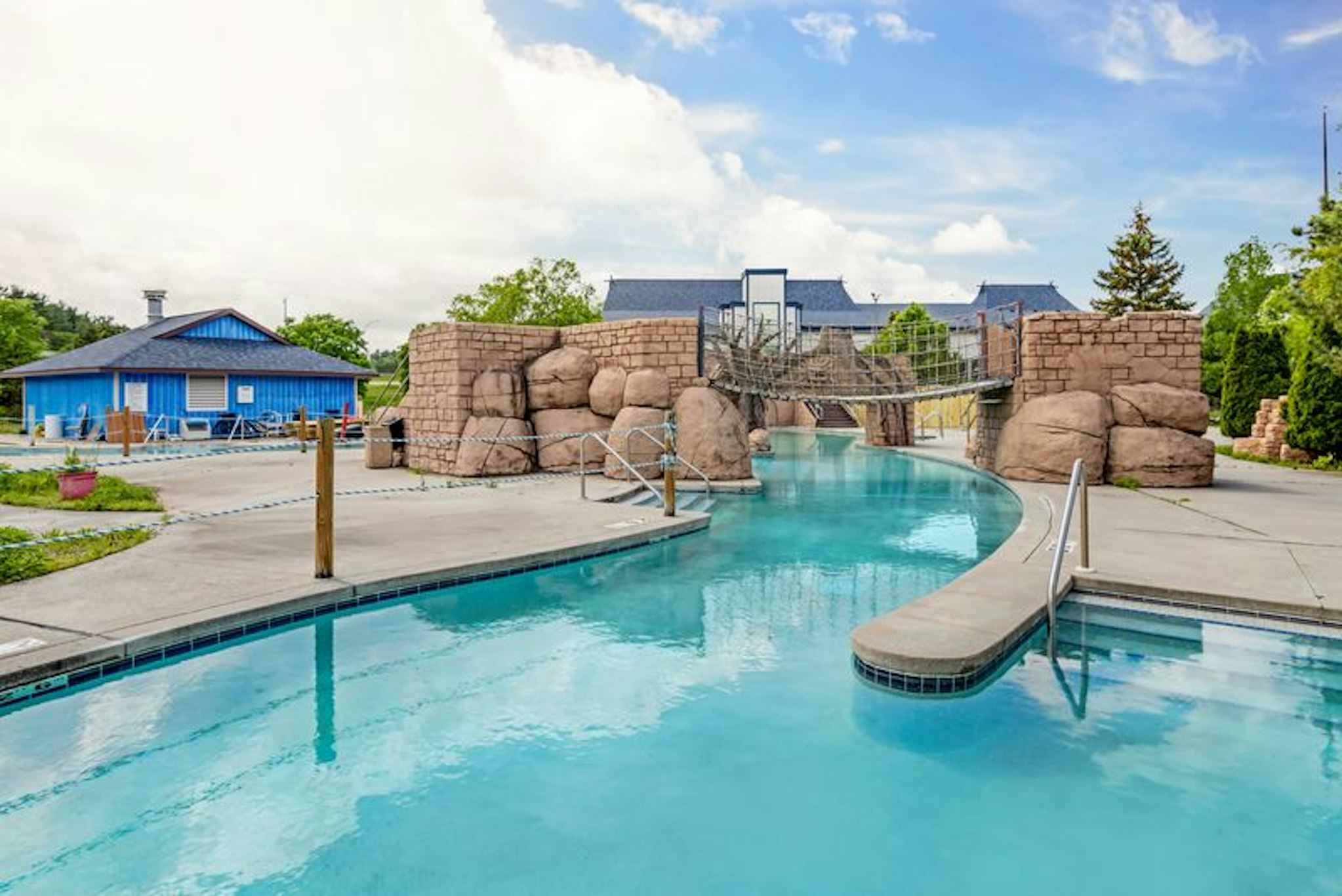 Polynesian Water Park Resort – Wisconsin Dells, WI
