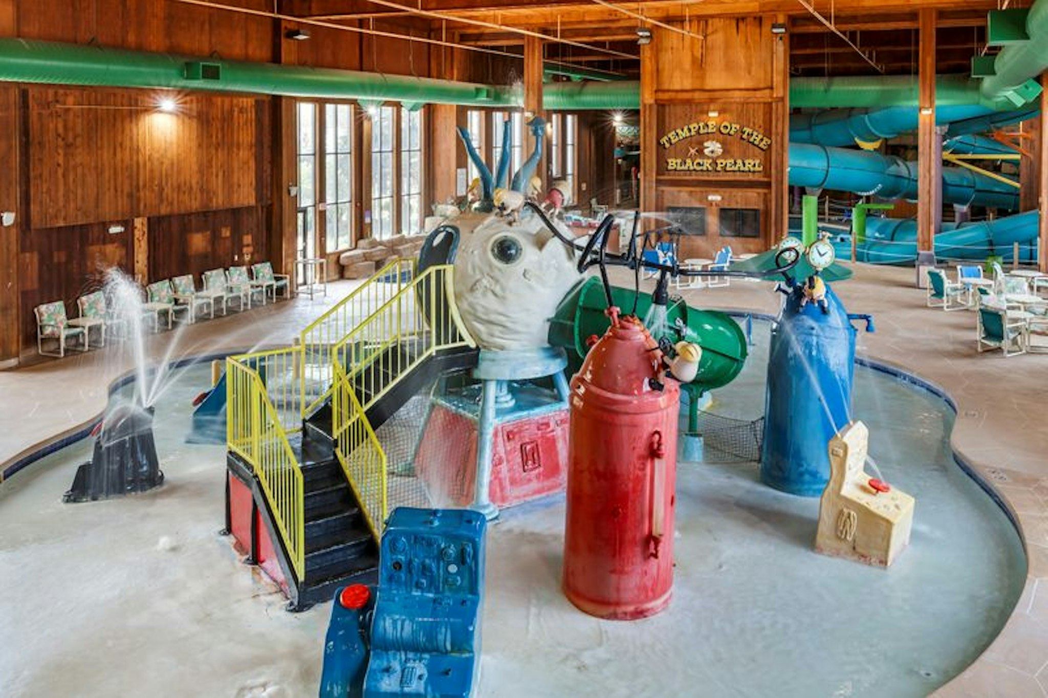 Polynesian Water Park Resort – Wisconsin Dells, WI