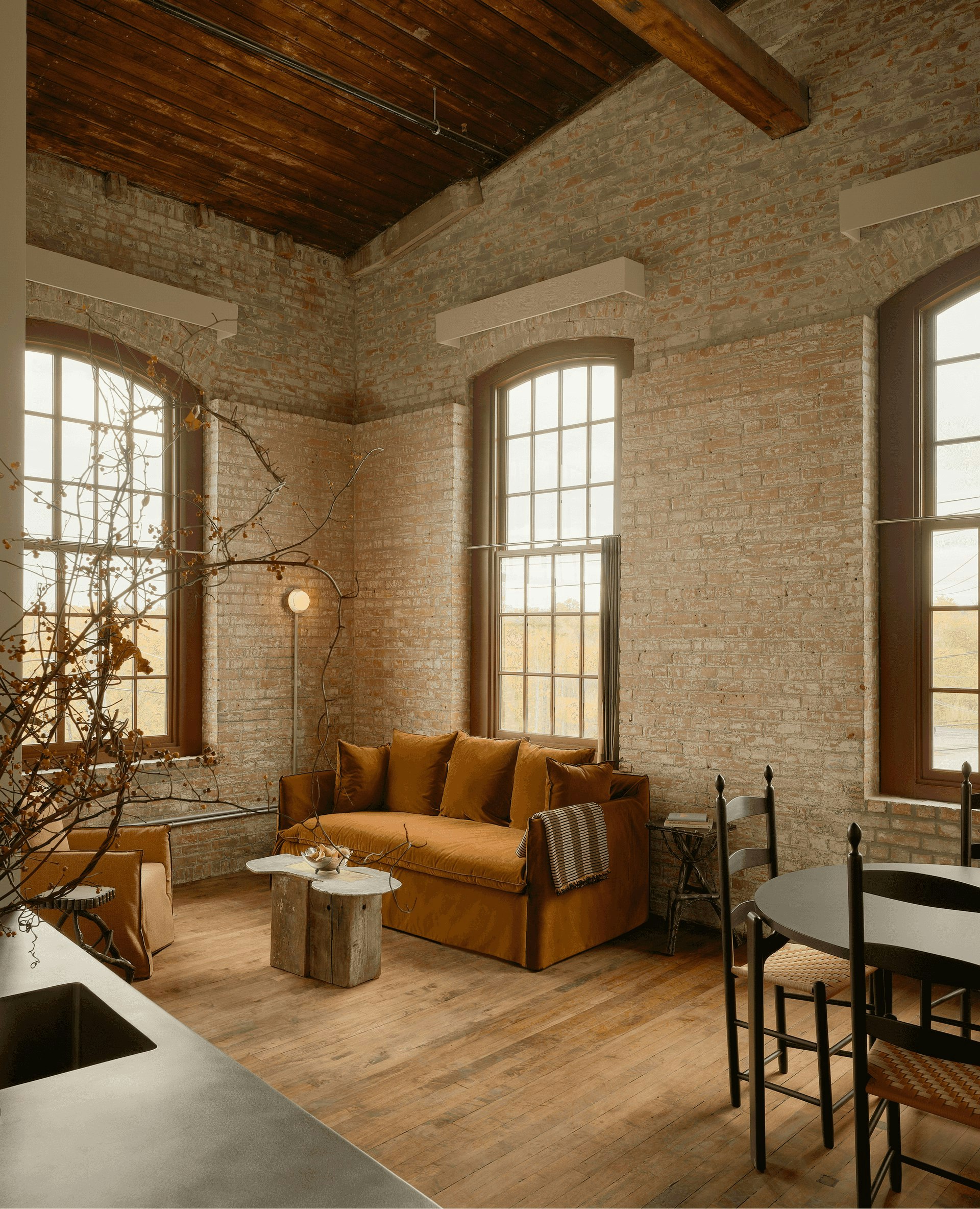 Pocketbook Hotel and Baths