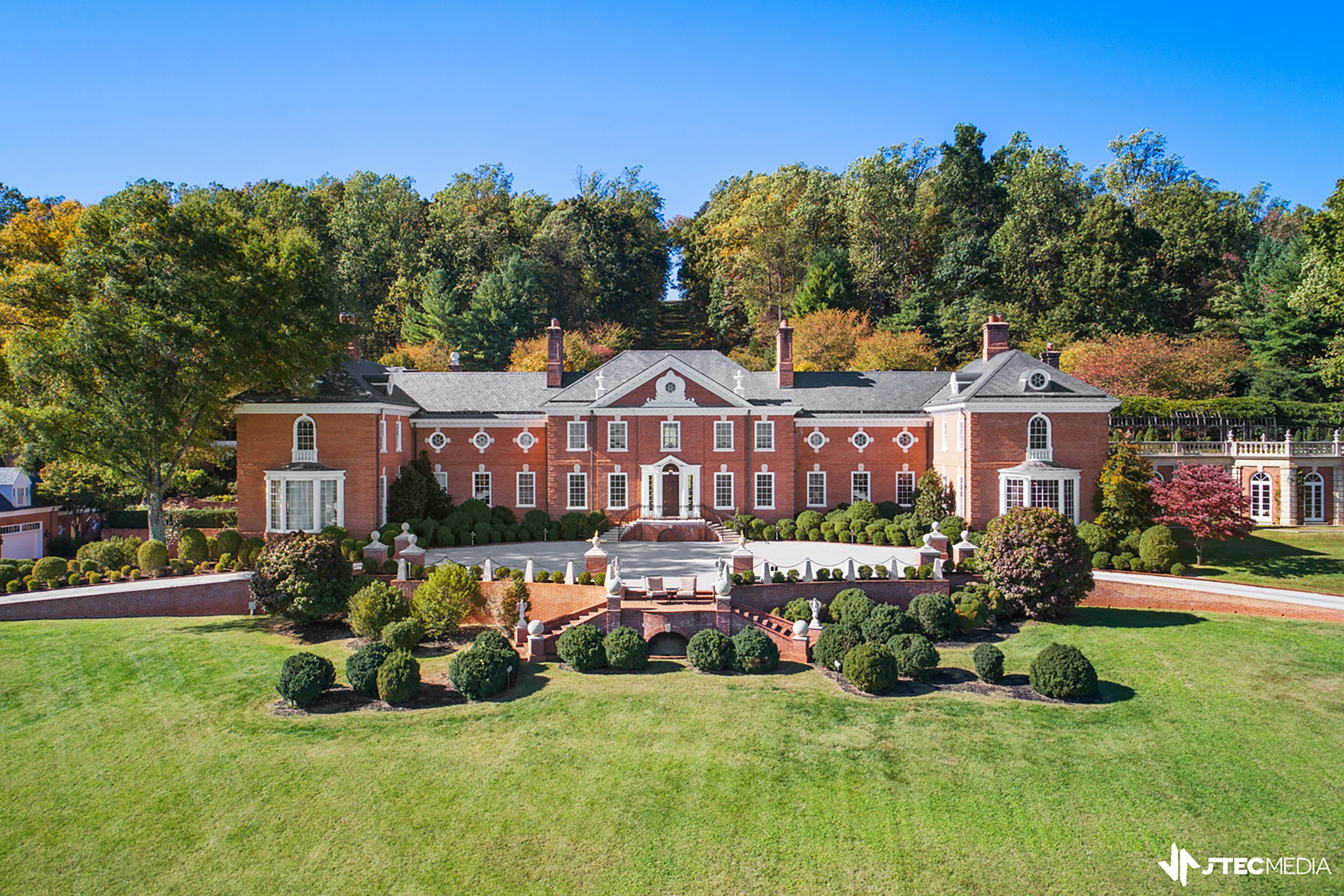 Albemarle Estate at Trump Winery®