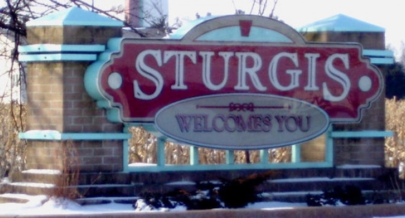Country Hearth Inn Suites By OYO Sturgis