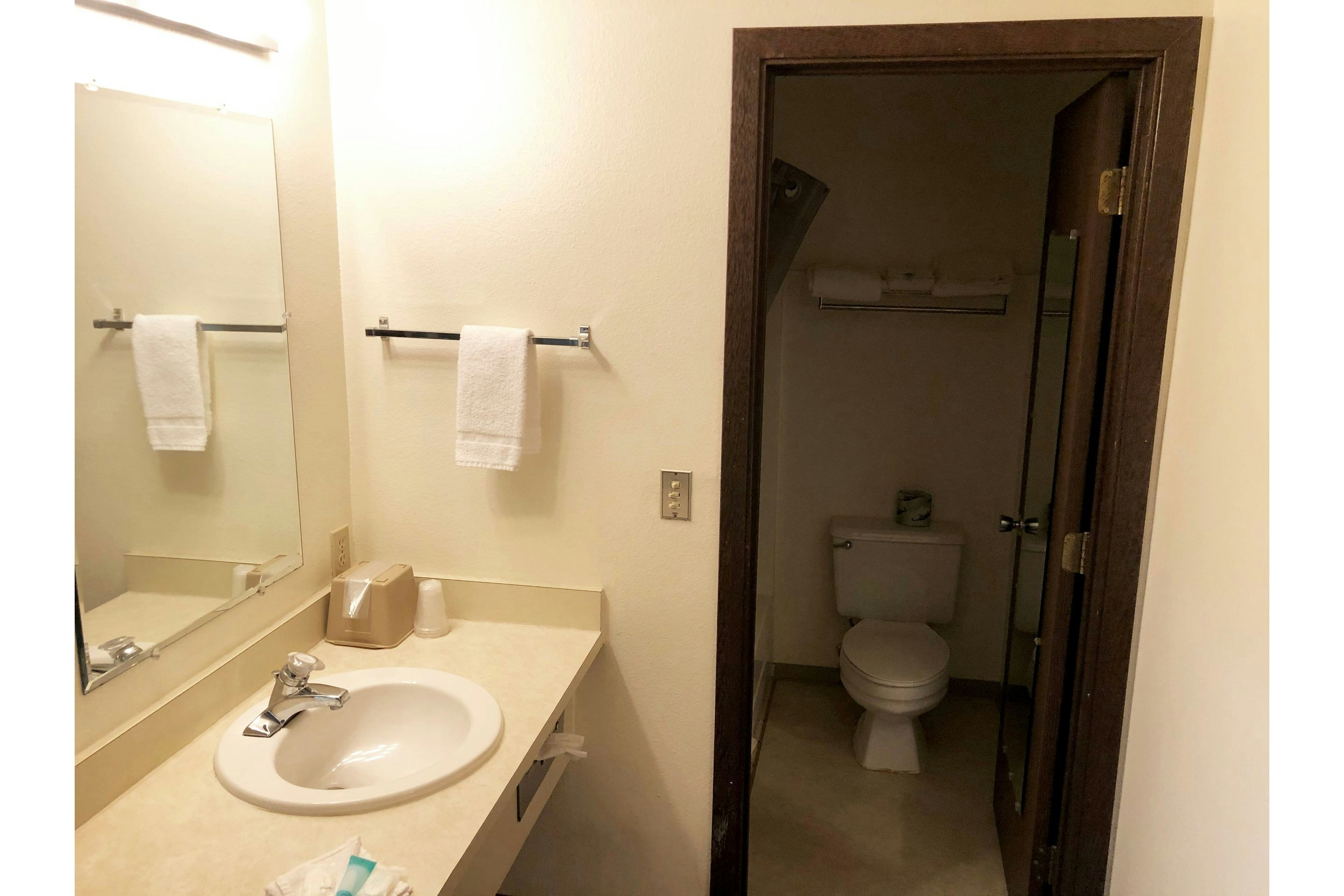 OYO Hotel Shelby MT Hwy 2 I