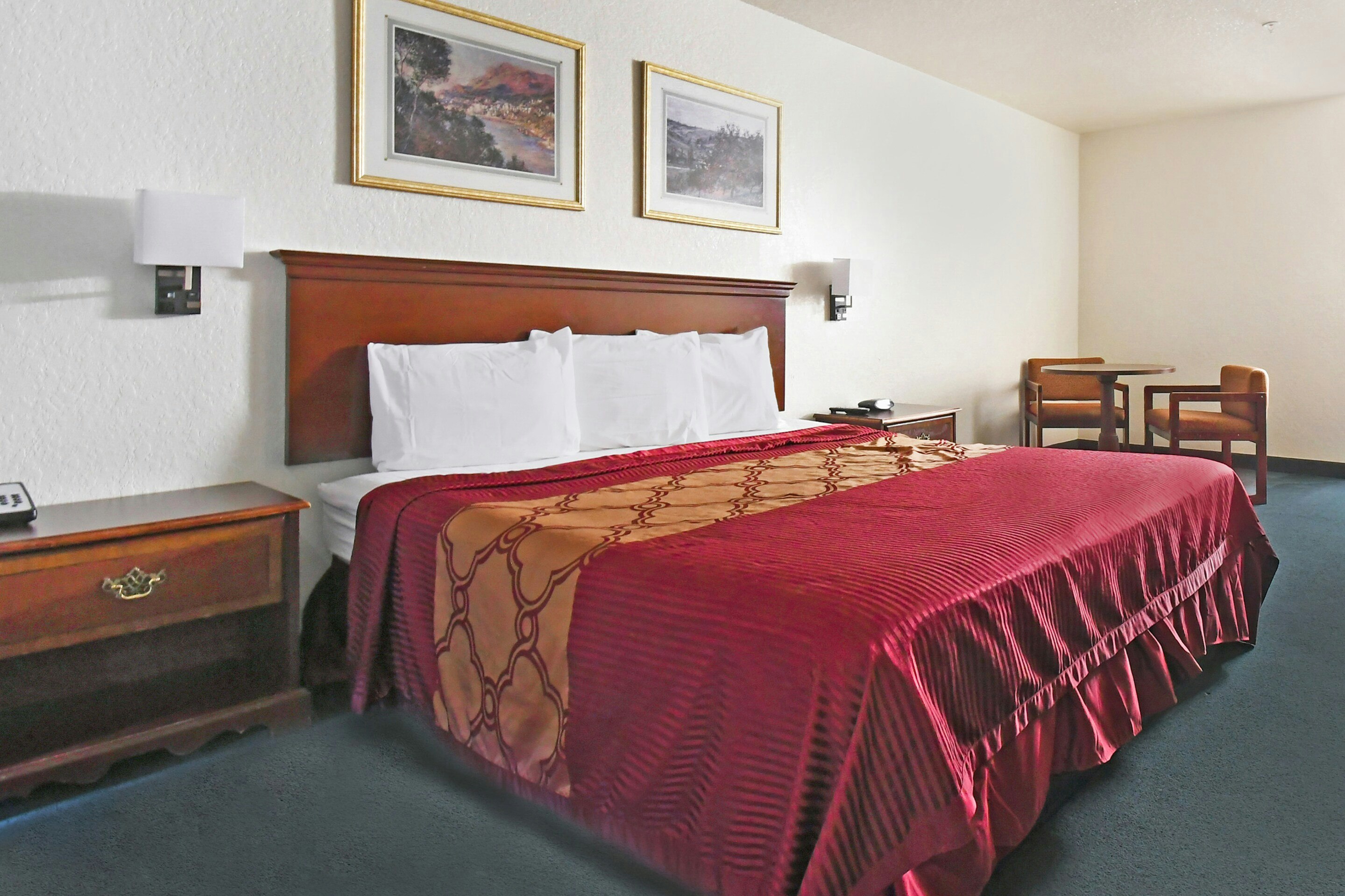OYO Inn Suites Medical Center San Antonio