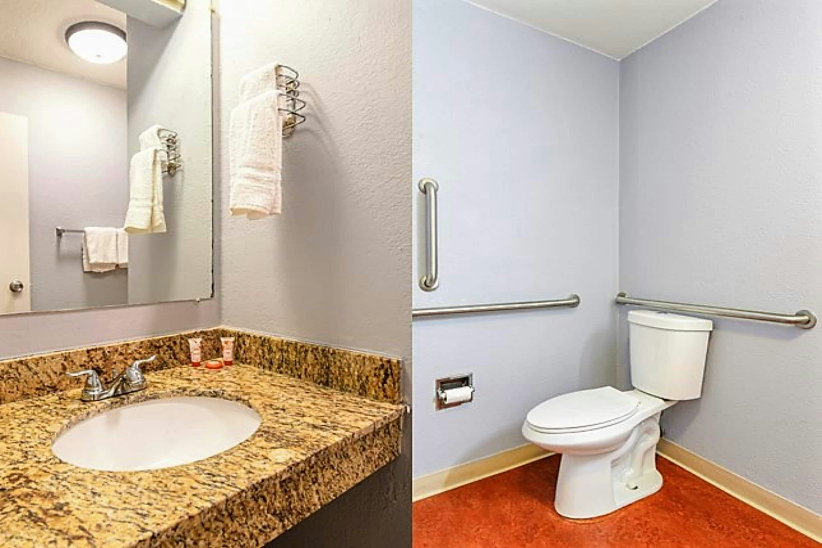 OYO Hotel Irving DFW Airport S