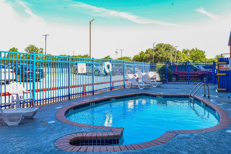 OYO Hotel Irving DFW Airport S