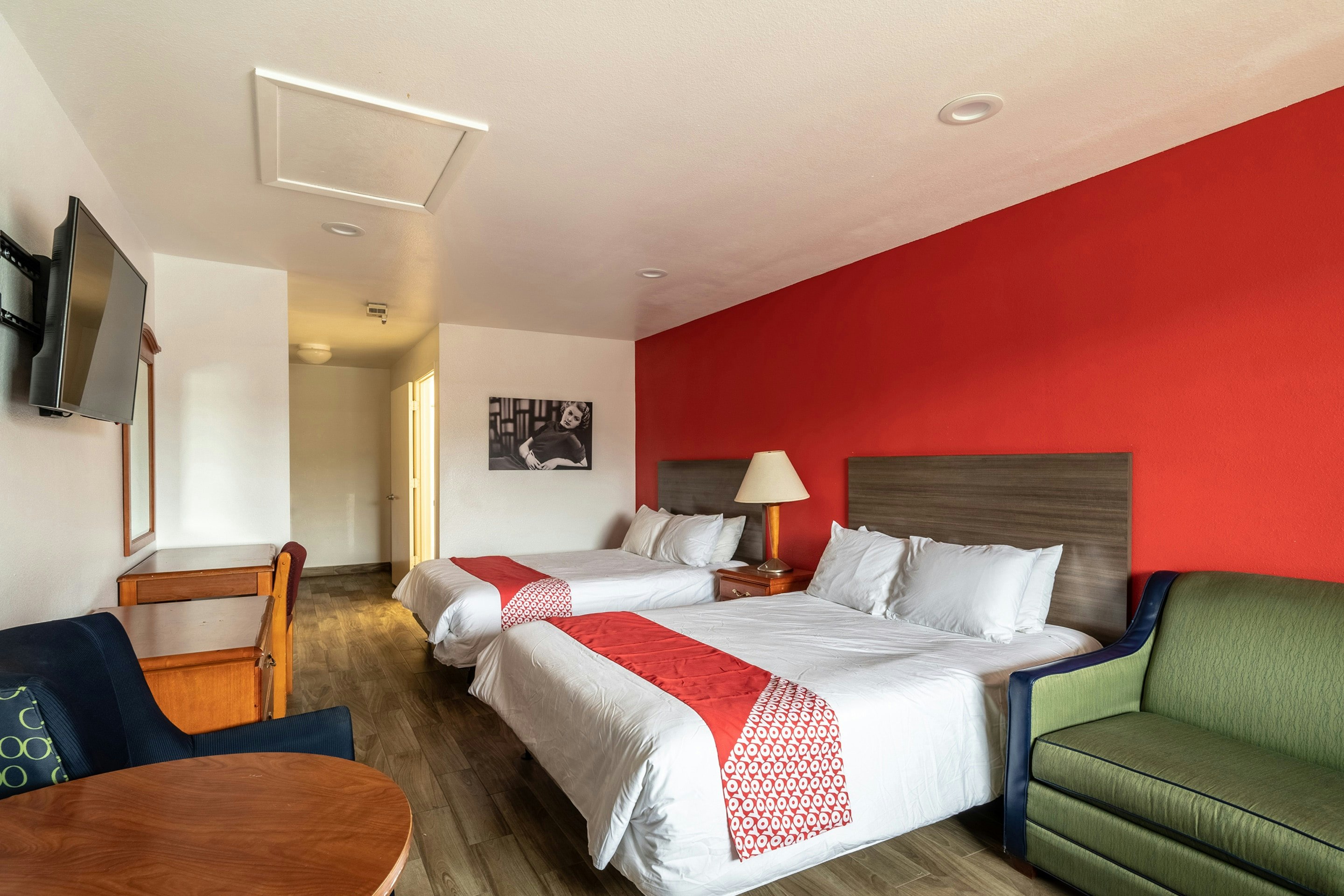 2 Queen Bed