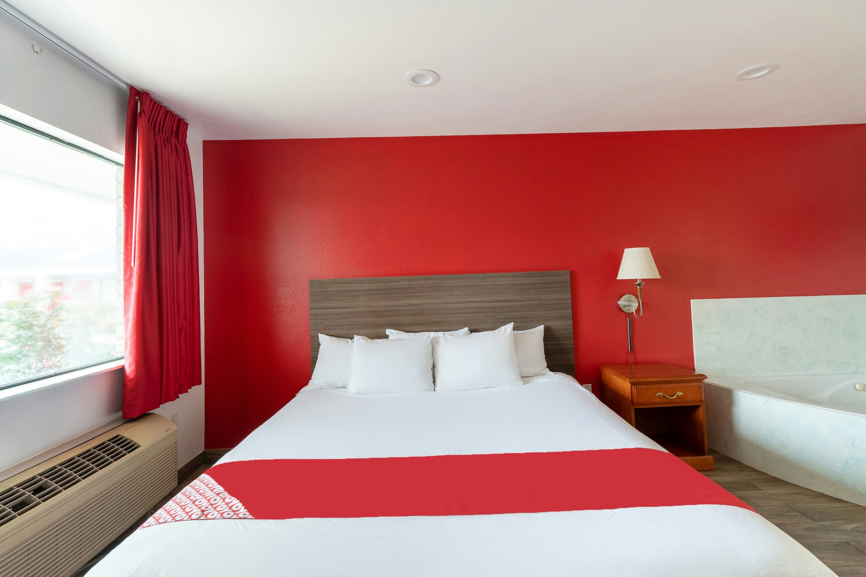 1 Bedroom Suite