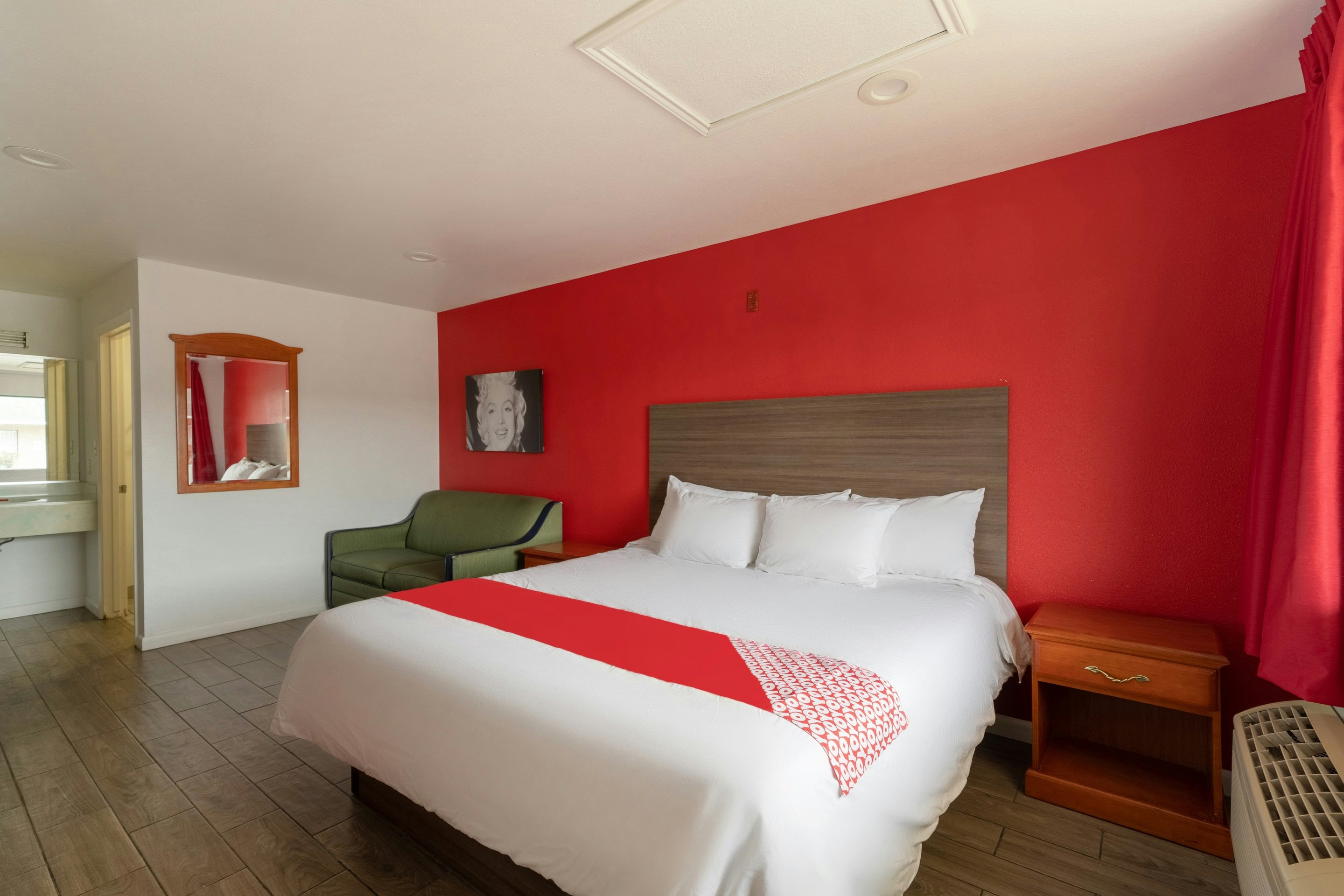 OYO Hotel San Antonio near AT
