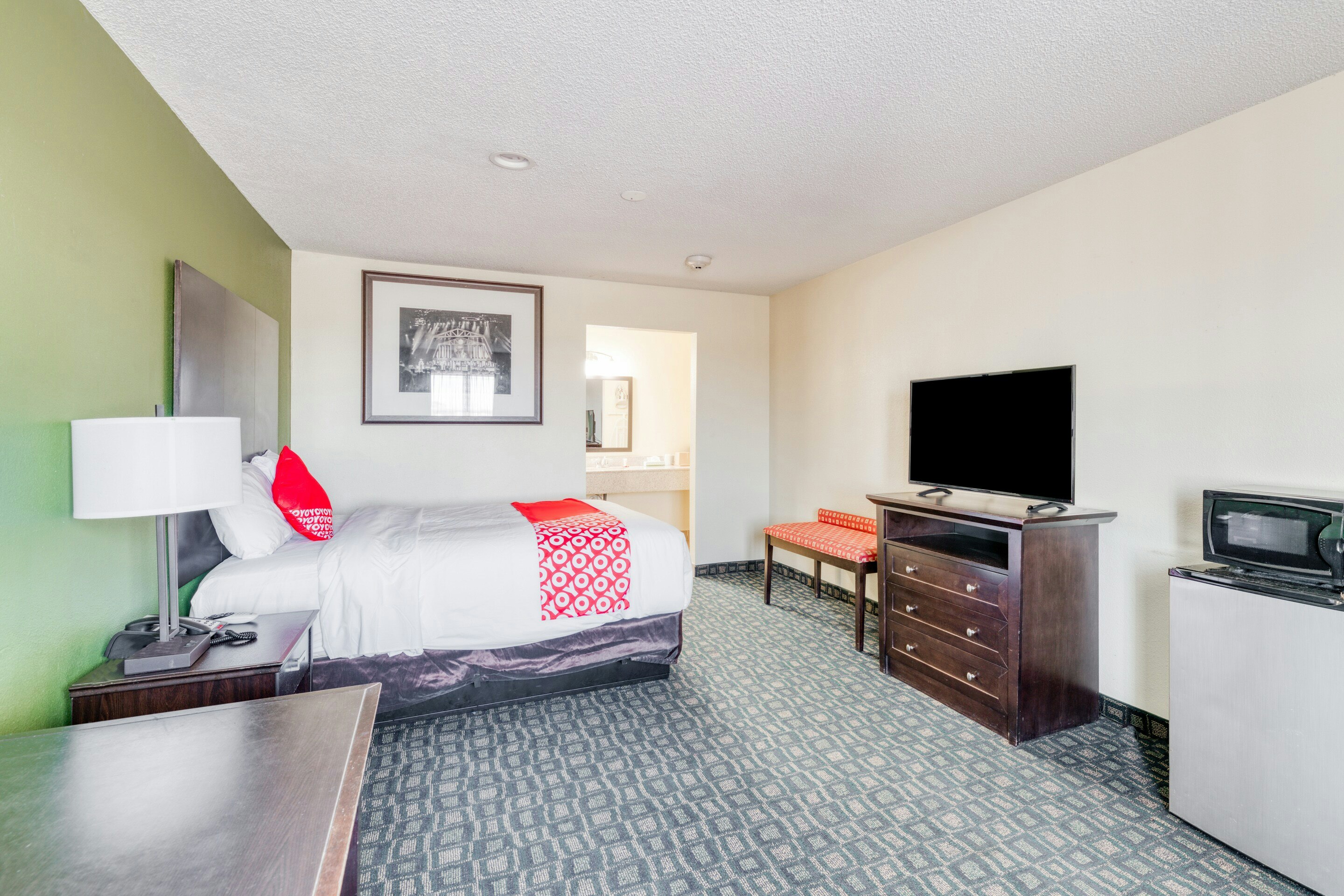 OYO Hotel Rosenberg TX I 69