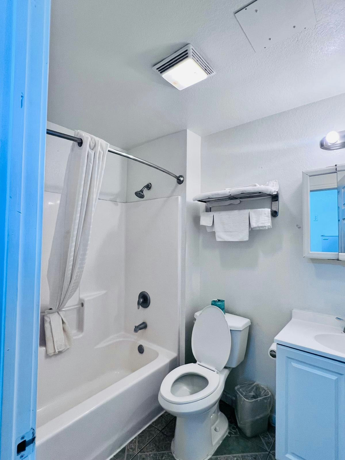OYO Hotel Pearsall I-35 East