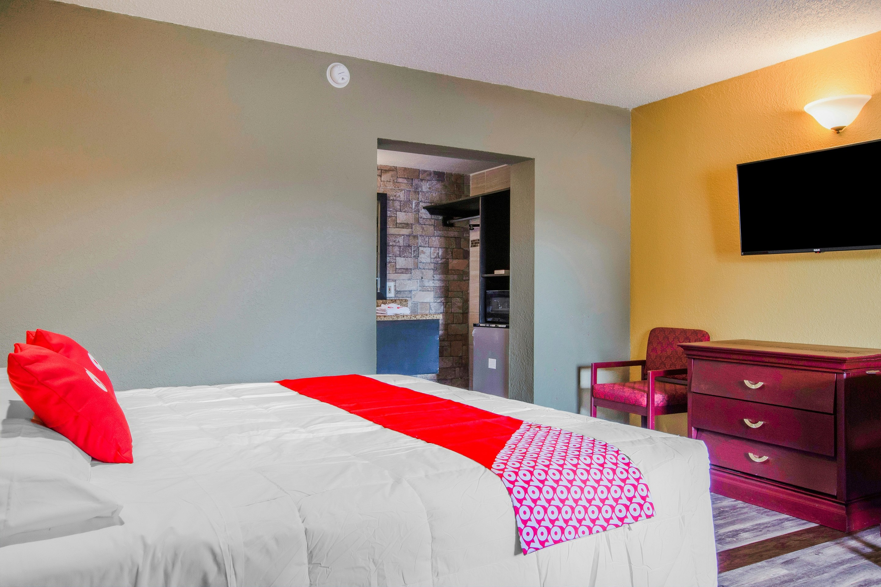 OYO Hotel Bartow FL Hwy 98