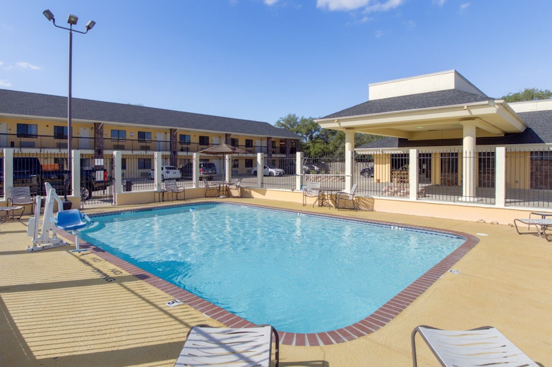 OYO Hotel Ingleside TX