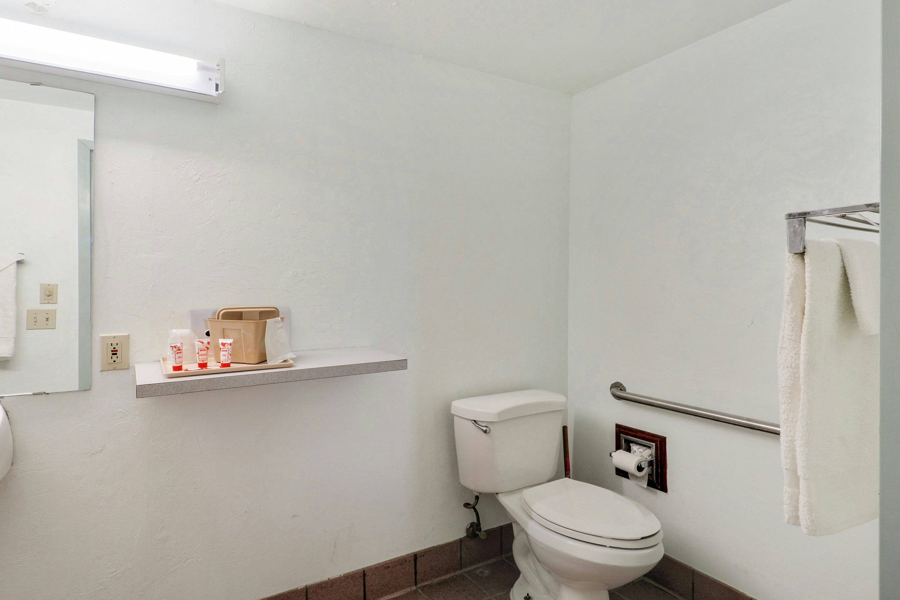 Lonestar Inn and Suites by OYO – Erick, OK