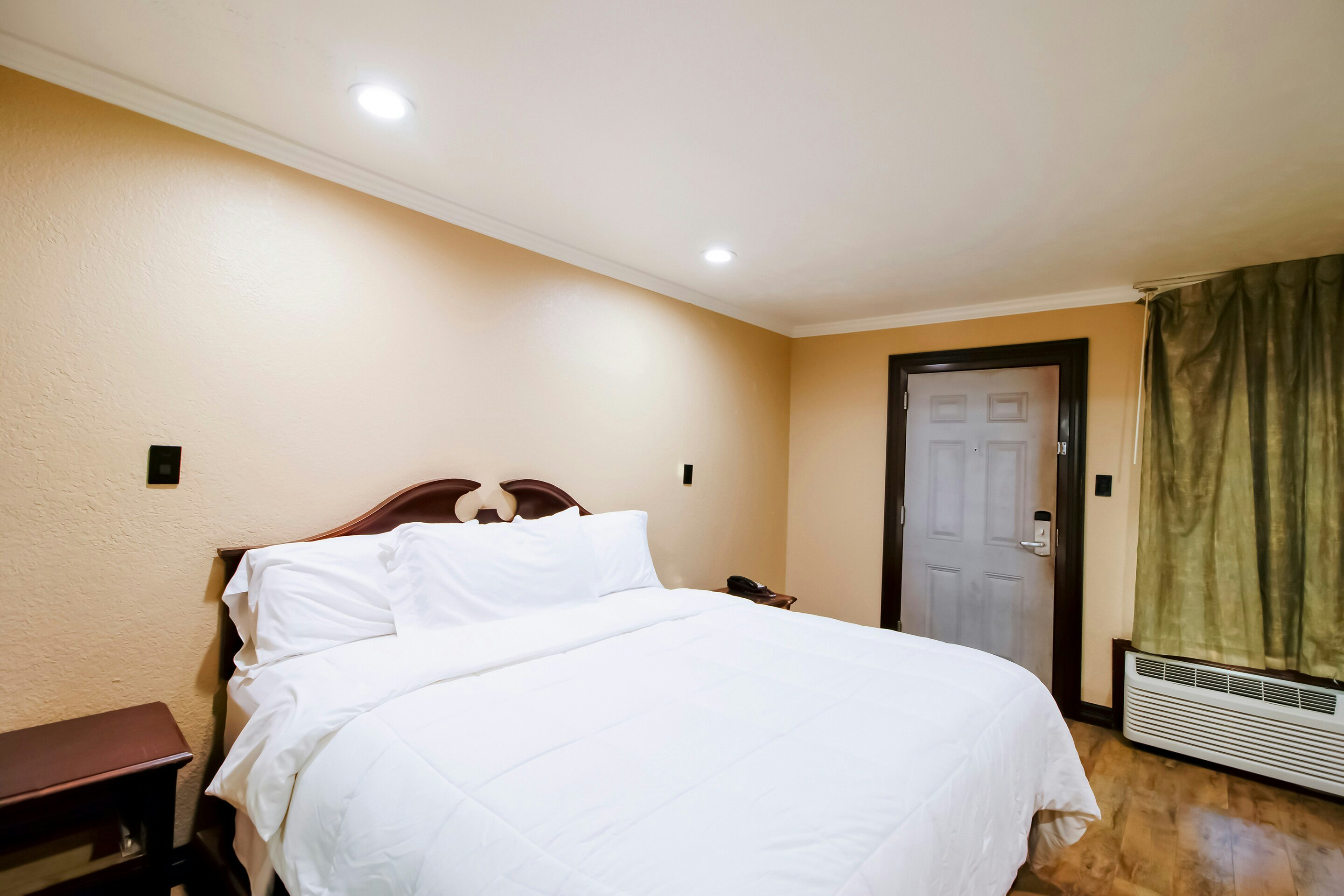 OYO Pinewood Inn Suites Silsbee