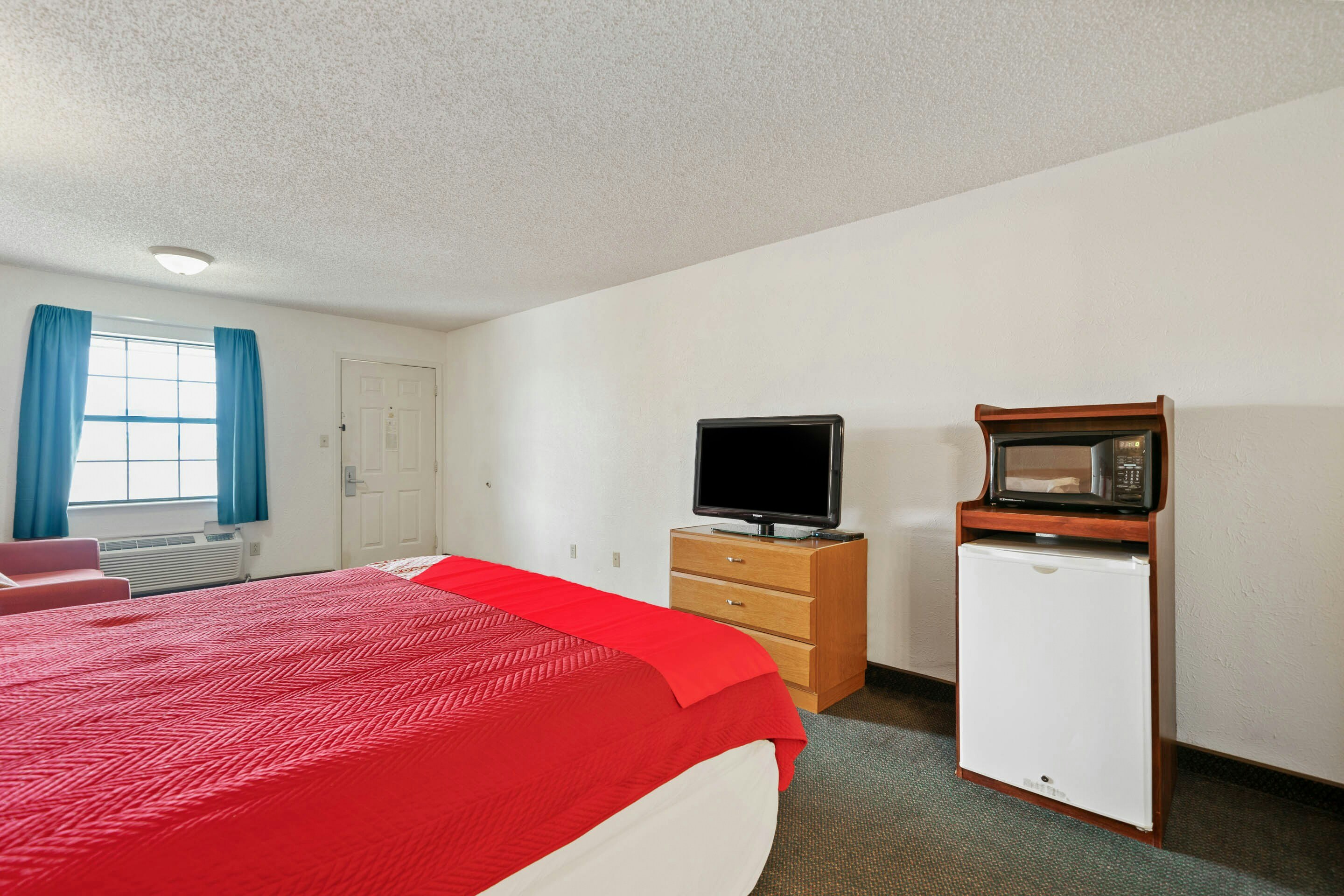 OYO Hotel Junction TX I-10