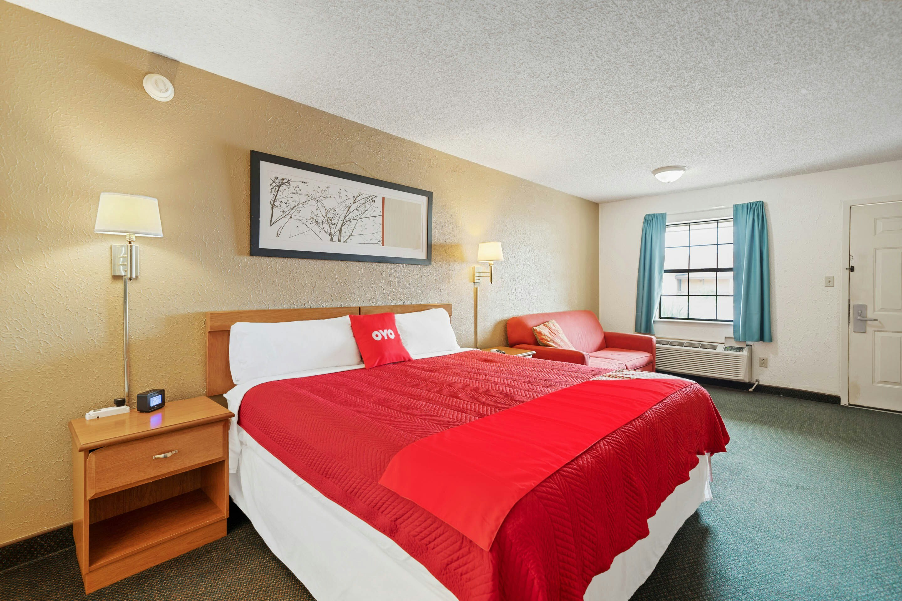 OYO Hotel Junction TX I-10