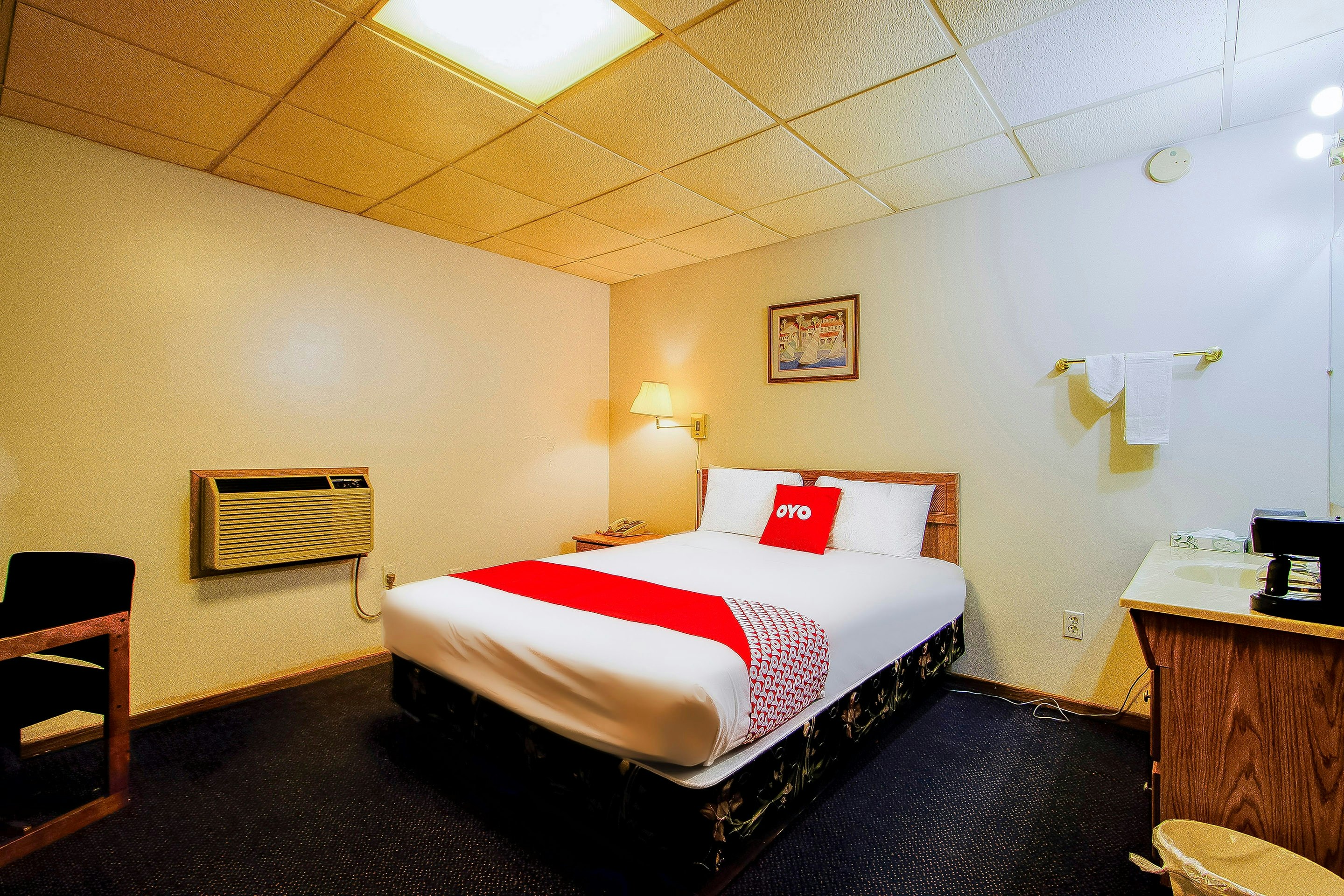 Premium Queen Room with Jetted Tub
