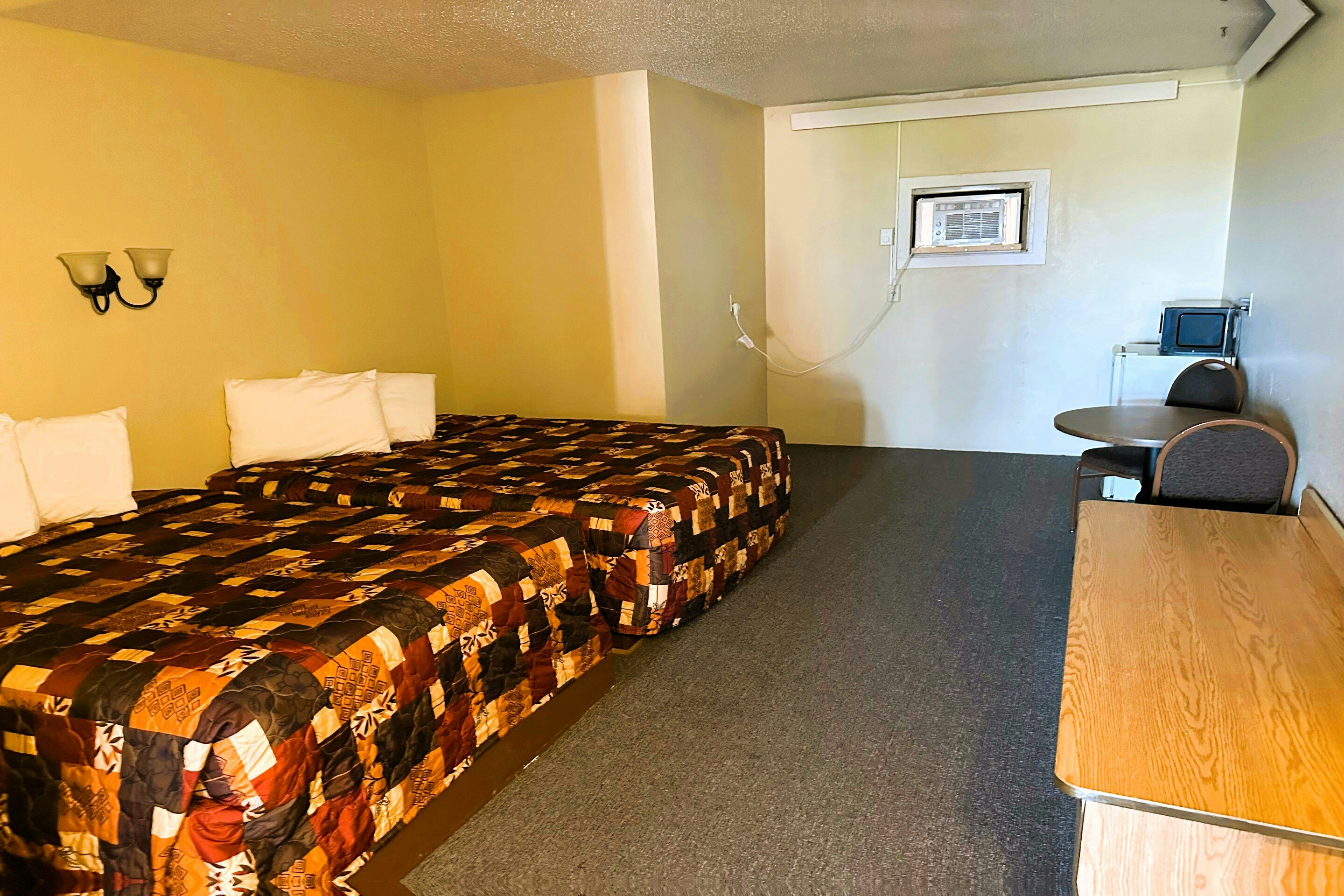 3 Full Bed