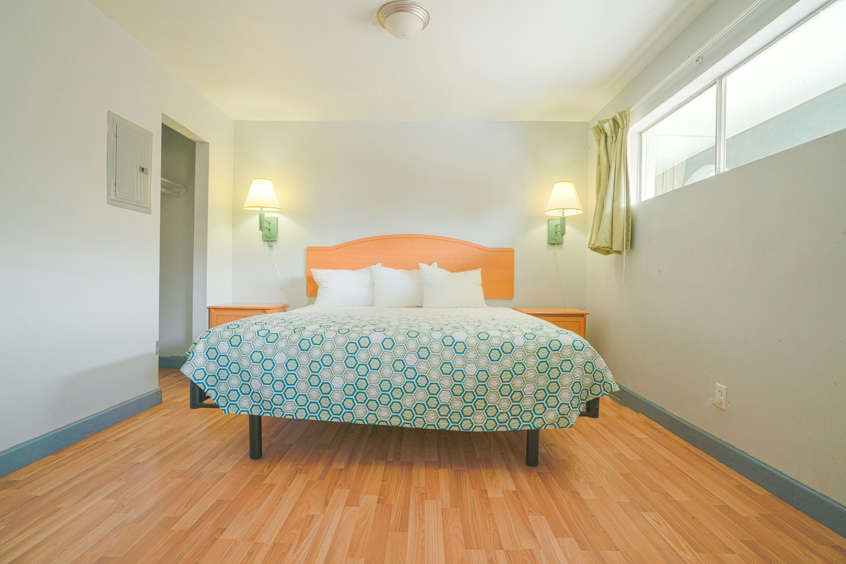 OYO Hotel Midland