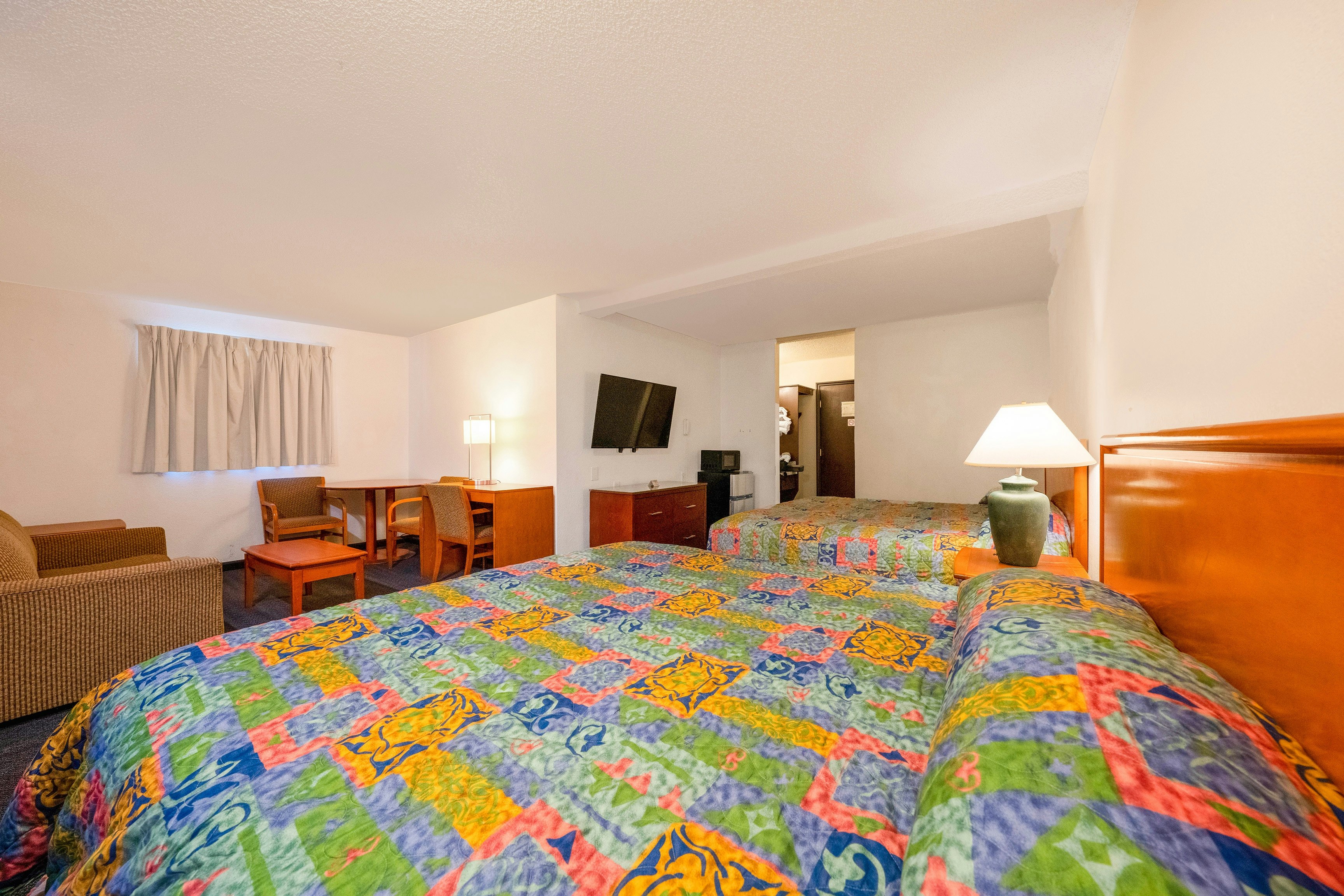 2 King Bed